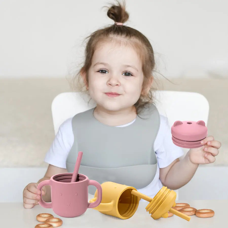 Verre pour enfants avec paille en silicone sans BPA I Little Bear ™ – Three  Hugs - Puériculture, Mode et Accessoires de bébé