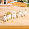 Petit train en bois typique de Noël Three Hugs - Puériculture, Mode et Accessoires de bébé