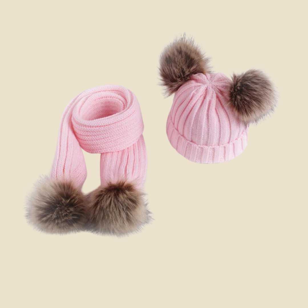 Bonnet d'hiver pour enfant avec protection des oreilles et pompon – Three  Hugs - Puériculture, Mode et Accessoires de bébé